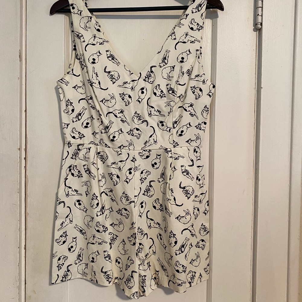 CAT ROMPER!